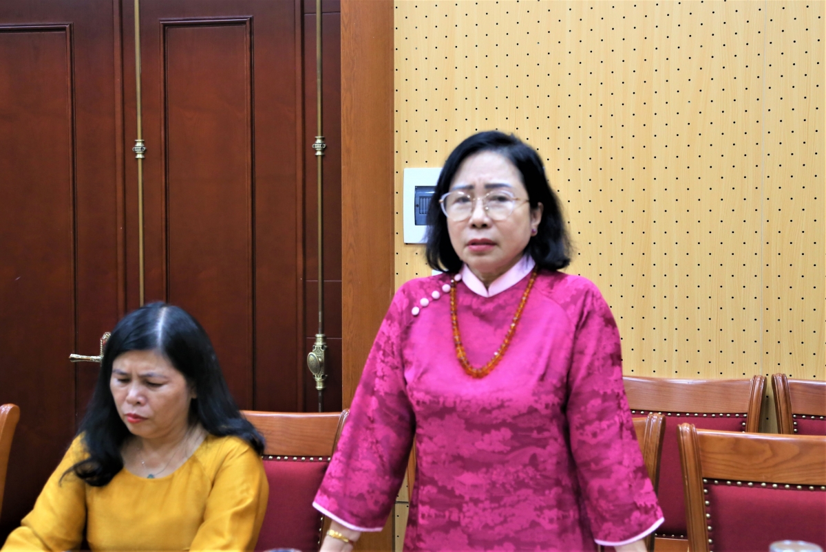 Bà Nguyễn Thị Đức phát biểu