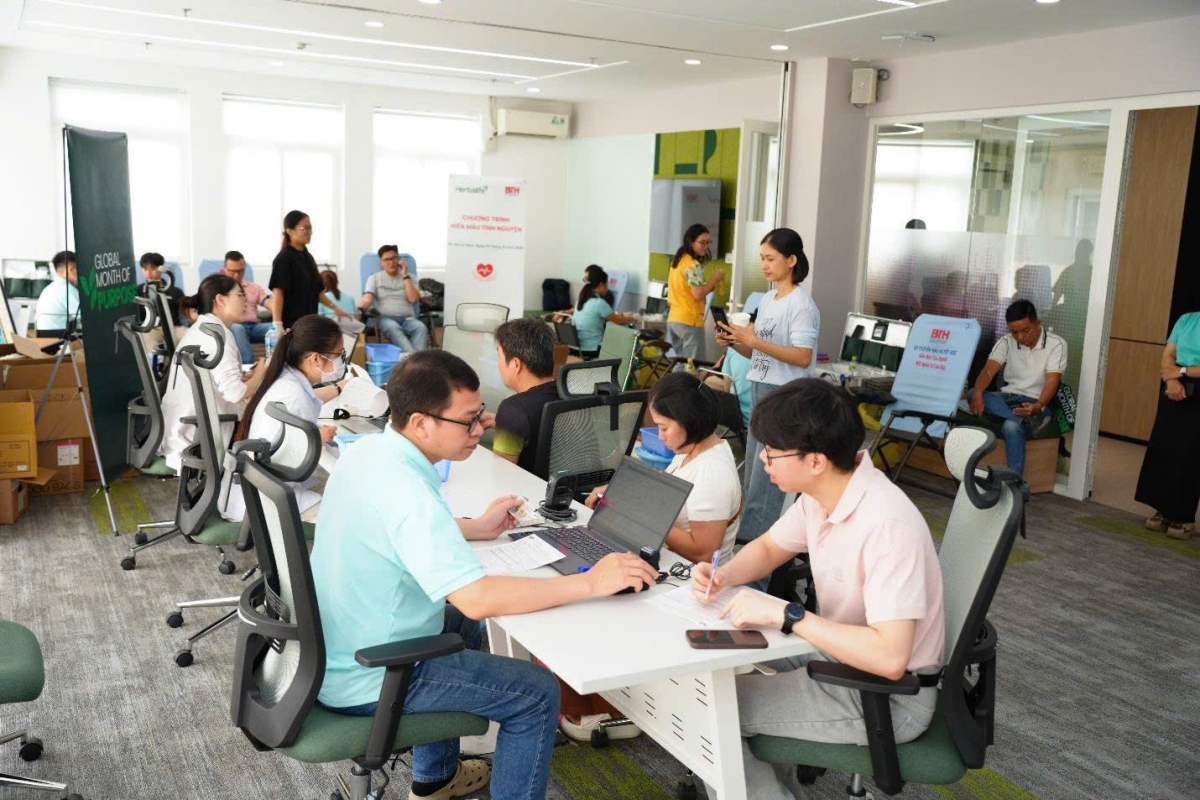 Herbalife Việt Nam tổ chức Ngày Hiến Máu Tình Nguyện 2026 tại TP. Hồ Chí Minh và Hà Nội, tiếp nhận 183 đơn vị máu