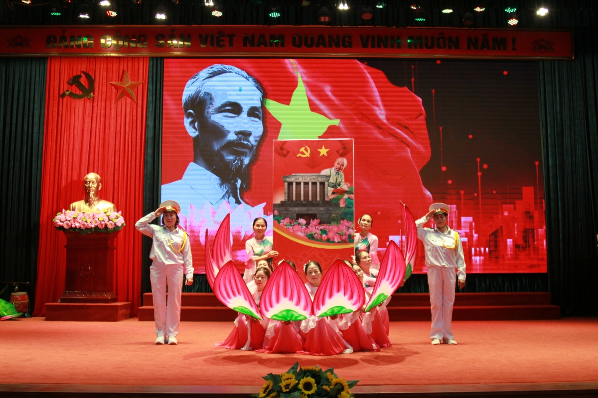 TP Bắc Ninh: Sôi nổi Liên hoan Nghệ thuật quần chúng người cao tuổi tại Cụm thi đua số 7 TP Bắc Ninh: Sôi nổi Liên hoan Nghệ thuật quần chúng người cao tuổi tại Cụm thi đua số 7