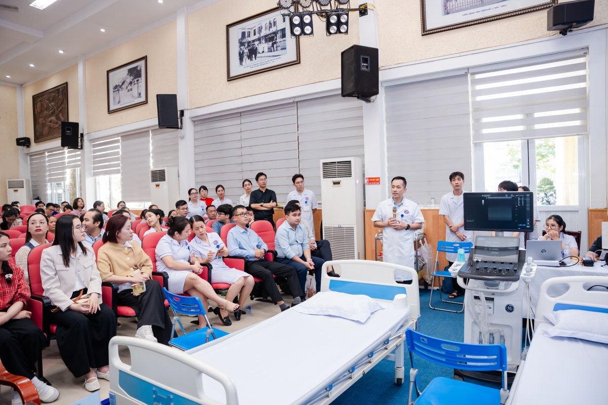 Tiến sĩ Nguyễn Tuấn Lượng tham gia tại phiên Workshop 3 - Rối loạn vận động của Hội nghị khoa học Thần kinh toàn quốc 2026 tại Bệnh viện Hữu nghị Việt Tiệp, Hải Phòng.