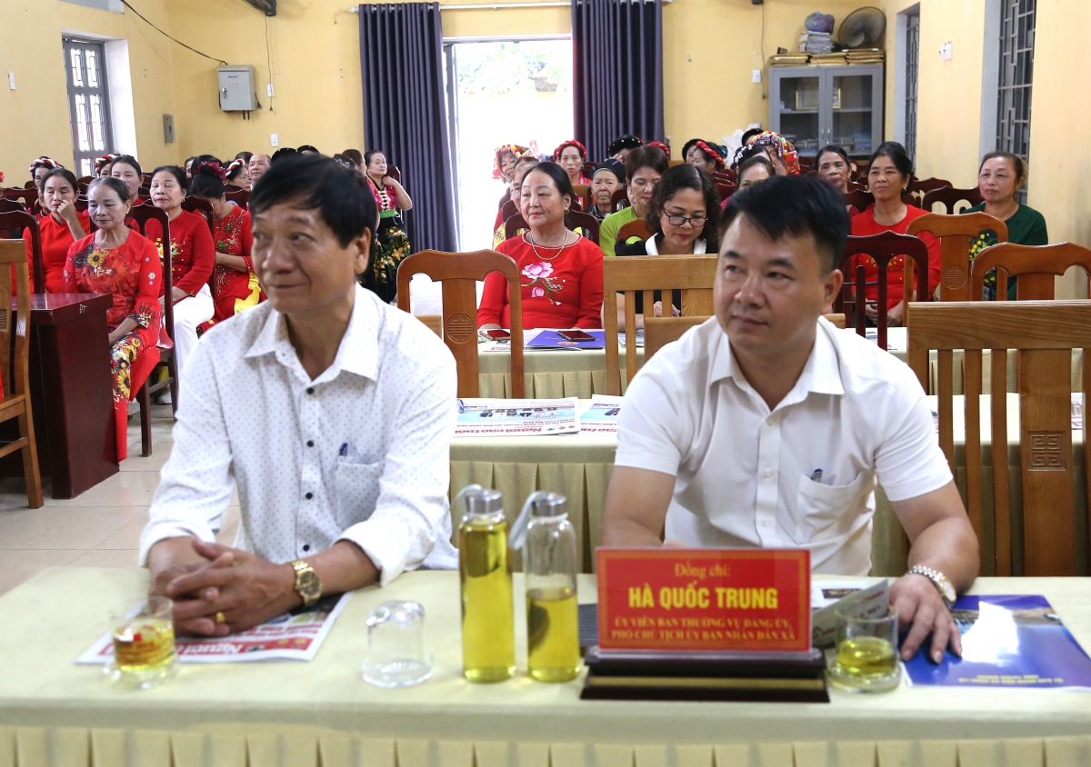 Các đại biểu tham dự chương trình