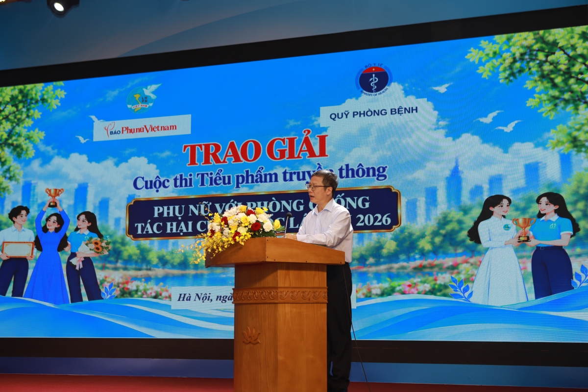 Ông Phí Quốc Thuyên – TBT Báo Phụ nữ Việt Nam phát biểu tại lễ trao giải.