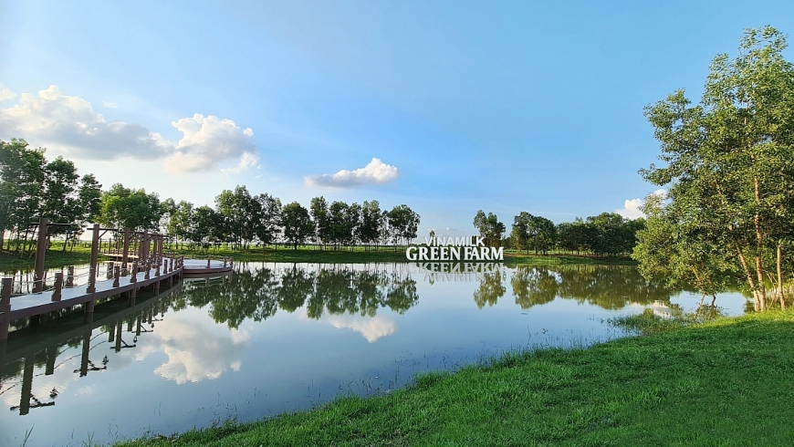 Việc ra mắt hệ thống trang trại sinh thái Green Farm thân thiện với thiên nhiên, nằm trong chiến lược phát triển bền vững, bảo vệ môi trường của Vinamilk