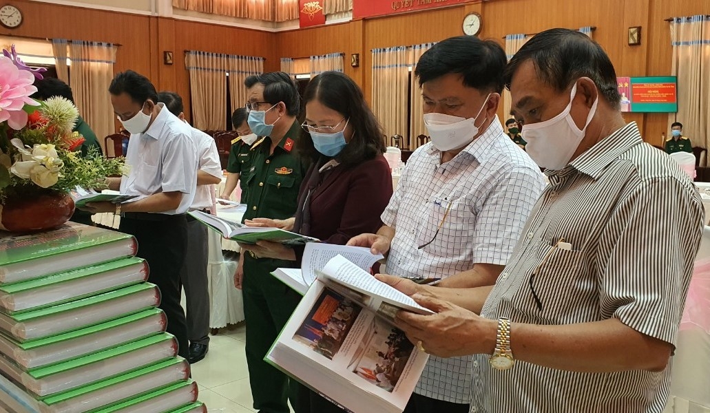 Tỉnh ủy Bà Rịa - Vũng Tàu: Ra mắt cuốn Lịch sử lực lượng Dân Quân tự vệ  giai đoạn (1945-2020)