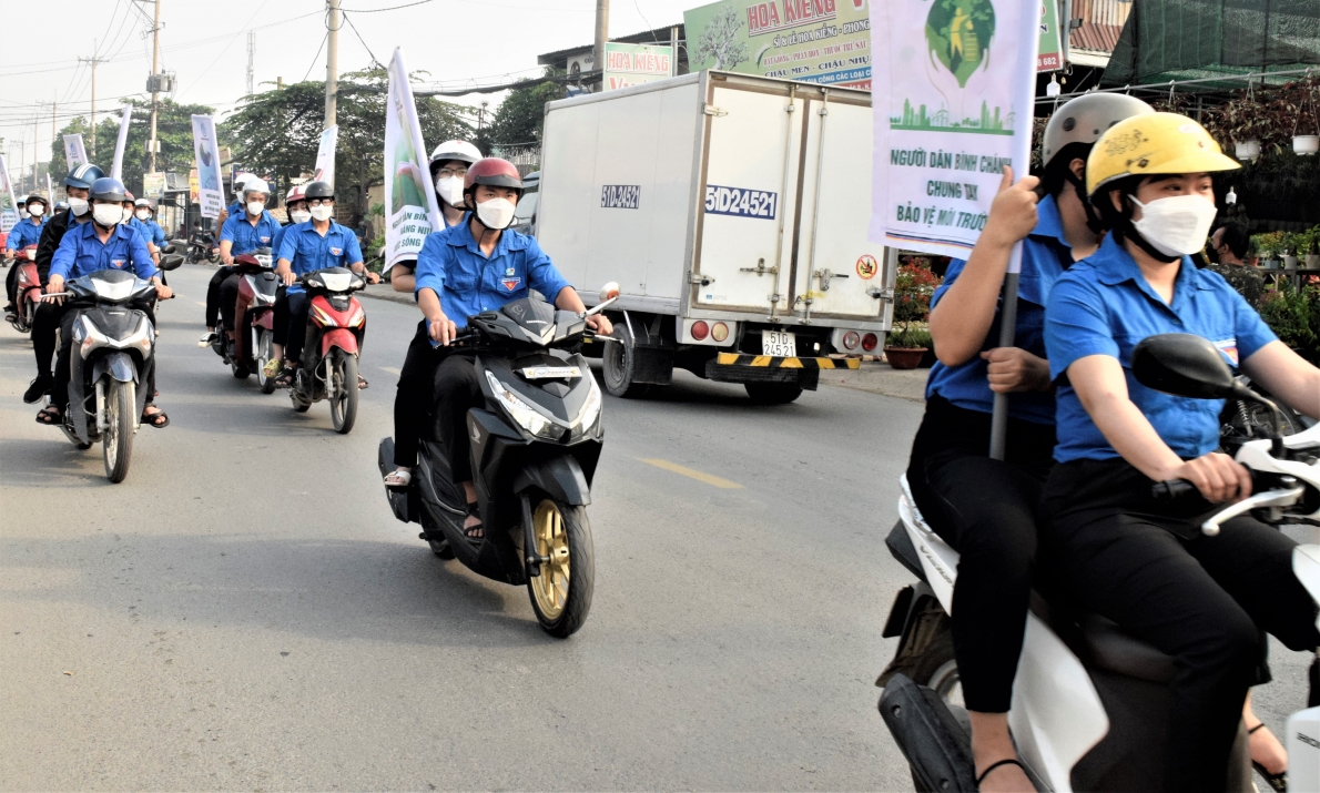 Huyện Bình Chánh, TP Hồ Chí Minh: Phát động ra quân tổng vệ sinh môi trường, trồng cây xanh