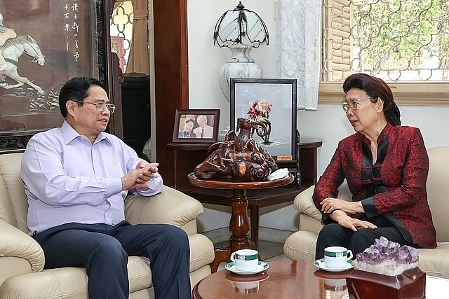 Thủ tướng Phạm Minh Chính dâng hương các đồng chí nguyên Thủ tướng Chính phủ đã từ trần