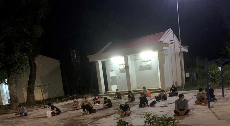 Tây Ninh: Ngăn chặn tội phạm xuất, nhập cảnh bằng đường tiểu ngạch Tây Ninh: Ngăn chặn tội phạm xuất, nhập cảnh bằng đường tiểu ngạch