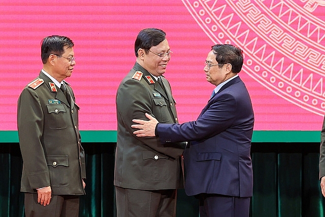 Thủ tướng Phạm Minh Chính: ‘Đi từng ngõ, gõ từng nhà, rà từng người để không ai thiếu Tết’