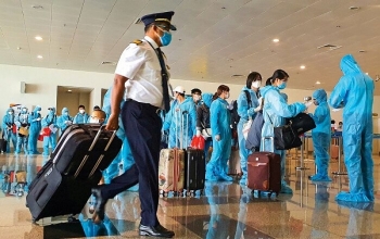 Khẩn trương cấp phép cho hãng hàng không đưa công dân Việt Nam về nước