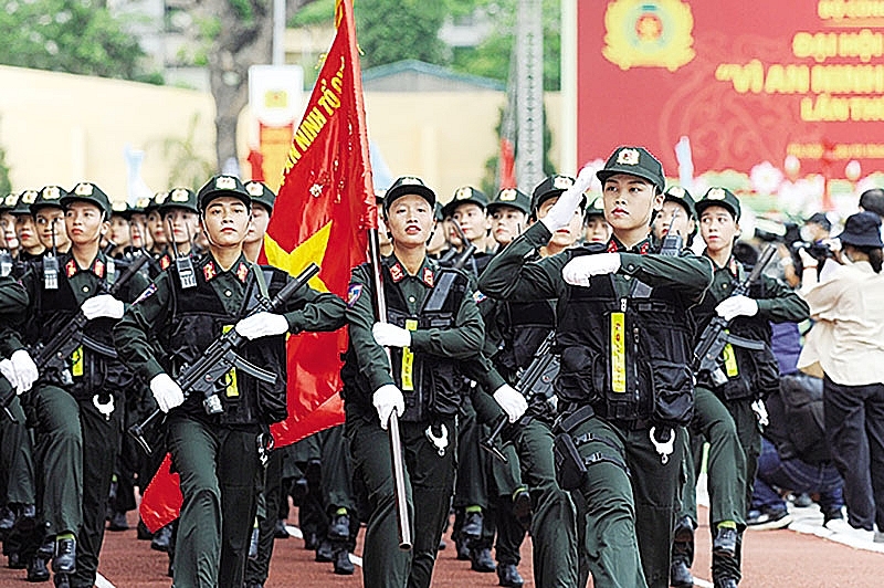 Bản lĩnh của “Thanh kiếm và lá chắn”