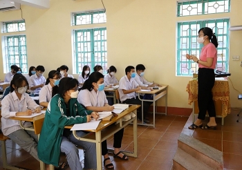 F0 trên địa bàn tăng cao, Phú Thọ cho học sinh tiểu học, THCS học trực tuyến