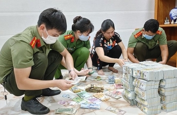Một tiệm vàng ở Long Xuyên trốn thuế hơn 10.000 tỉ đồng