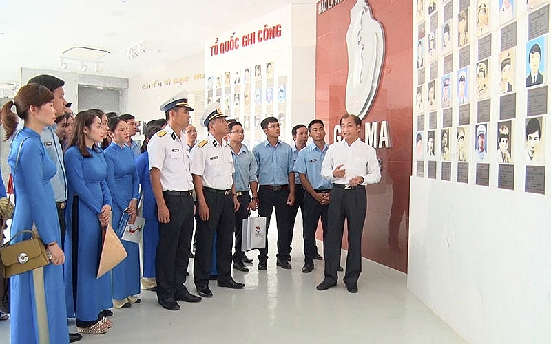 Vinh quang đời đời những người giữ biển