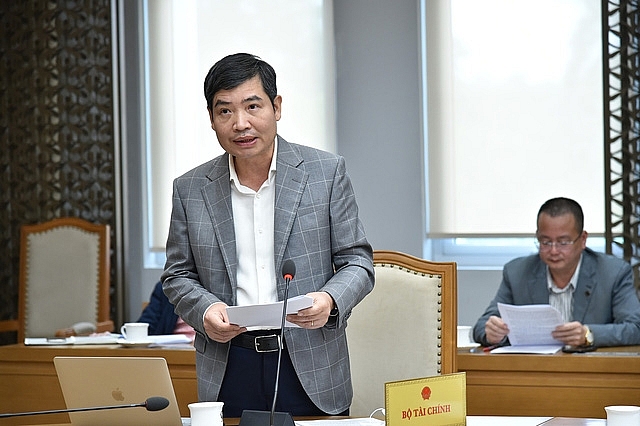 Kiểm soát chặt chẽ thị trường, xử lý nghiêm các trường hợp 'ăn theo' giá xăng dầu để trục lợi