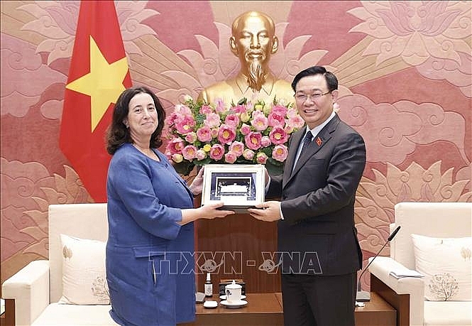 Chủ tịch Quốc hội tiếp Phó Chủ tịch WB phụ trách khu vực Đông Á - Thái Bình Dương