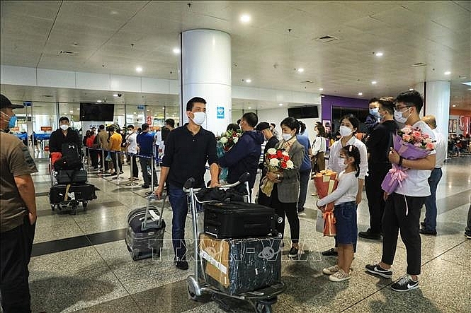 Thân thương tình dân tộc