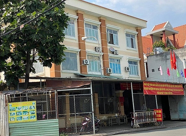 Truy tố 13 cựu cán bộ Công an phường vì nhận tiền 