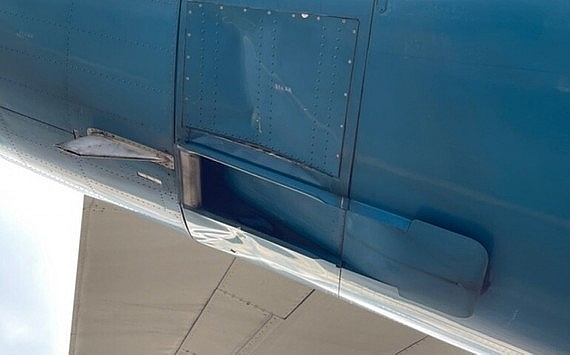 Máy bay bị sự cố gây móp vỏ hôm 17/4