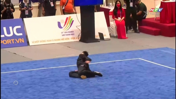 VĐV Văn Phương môn Wushu gặp chấn thương nặng