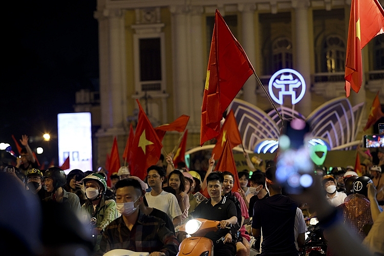 Tin ngày 23/5: HLV Park chia tay U23 Việt Nam; Giá xăng sẽ lập kỷ lục mới?