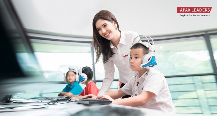 Apax Leaders đưa công nghệ trở thành “người bạn” đồng hành với các học viên.