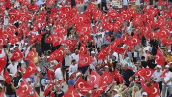 Thổ Nhĩ Kỳ chính thức đổi tên nước