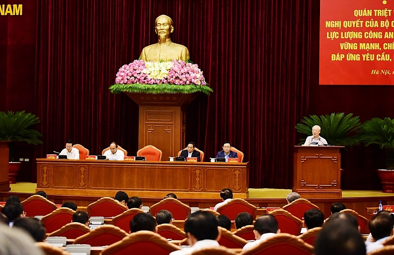 Toàn cảnh hội nghị.