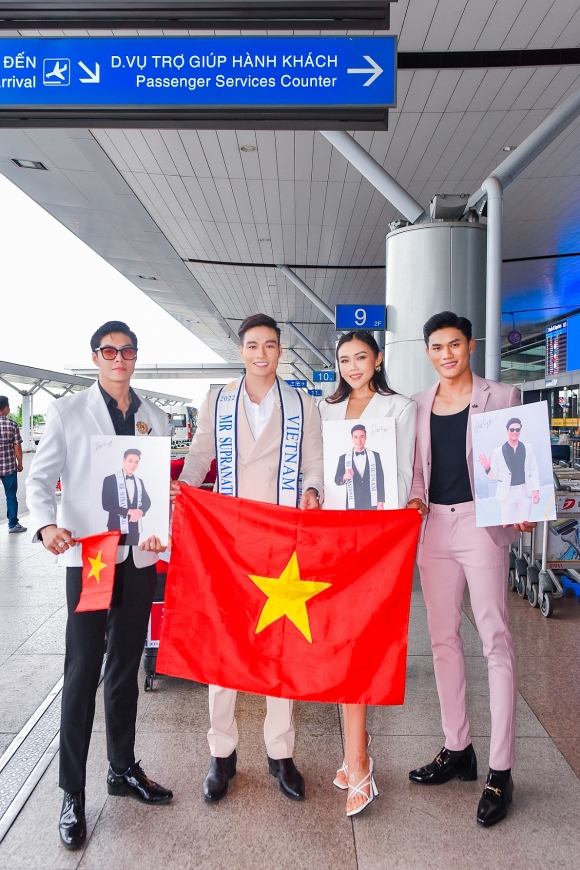 Phi Việt - Đạt Kyo - Thanh Nhi - Hữu Anh. Ảnh: Trương Phước Lộc