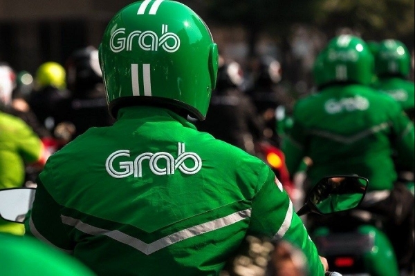 Grab thu "phụ phí nắng nóng", Bộ Công Thương vào cuộc
