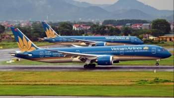 Máy bay Vietnam Airlines phải hạ cánh khẩn cấp vì sự cố