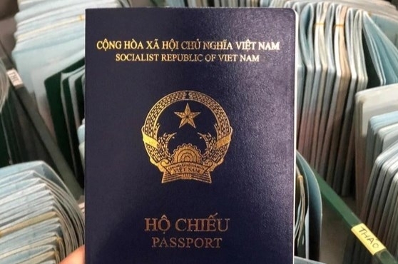 Nguyên nhân Đức ngừng cấp visa vào hộ chiếu Việt Nam mẫu mới