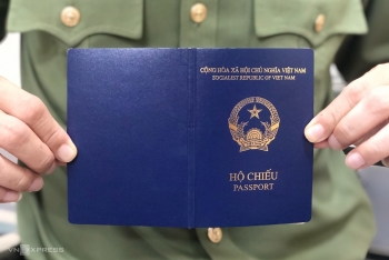 Đại sứ quán Czech thông báo dừng công nhận mẫu hộ chiếu mới của Việt Nam