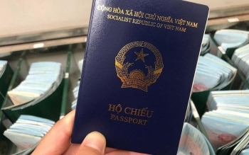 Đại sứ quán Việt Nam tại Czech, Tây Ban Nha sẽ hướng dẫn cụ thể vấn đề liên quan đến hộ chiếu mới
