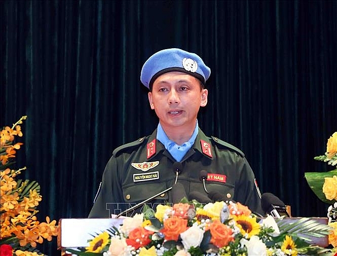 Trung tá Nguyễn Ngọc Hải, đại diện cán bộ tham gia hoạt động gìn giữ hòa bình Liên hợp quốc phát biểu. Ảnh: Phạm Kiên/TTXVN