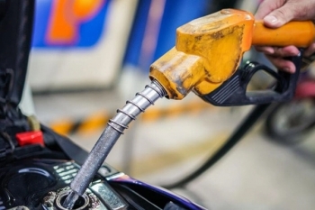 Giá xăng dầu đồng loạt giảm mạnh, về hơn 21.000 đồng/lít