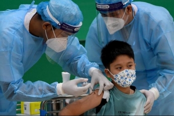 Vì sao Sở Y tế TP. Hồ Chí Minh đề nghị cung cấp thông tin nhân viên y tế chưa cho con tiêm vaccine?