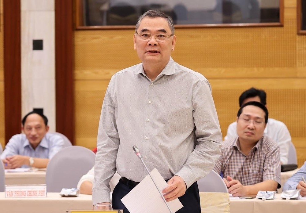 Trung tướng Tô Ân Xô: Thời gian tới lực lượng chức năng sẽ tiếp tục xử lý các vụ việc đăng tin sai sự thật, tung tin thất thiệt làm ảnh hưởng đến sự phát triển của nền kinh tế.