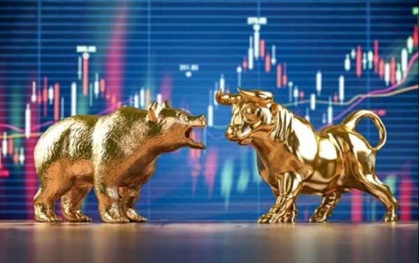 Giá vàng hôm nay 8/11: Vàng trong nước xoay chiều giảm mạnh