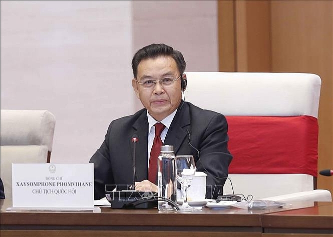 Chủ tịch Quốc hội Vương Đình Huệ đón, hội đàm với Chủ tịch Quốc hội Lào