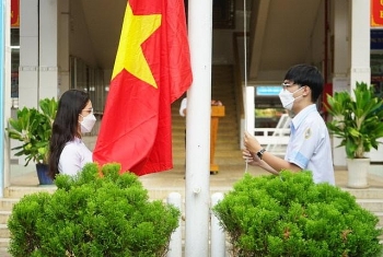 Hơn 100 nghìn học sinh TP Hồ Chí Minh đến trường học trực tiếp