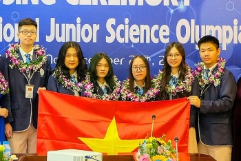 Học sinh Việt Nam giành Huy chương vàng Olympic Khoa học trẻ quốc tế 2021