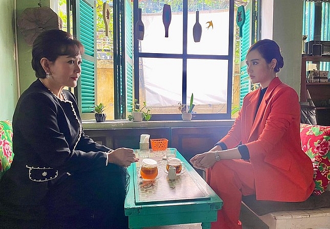 Diễn viên 'Thương ngày nắng về' Phan Minh Huyền giải đáp nghi vấn 'dao kéo'