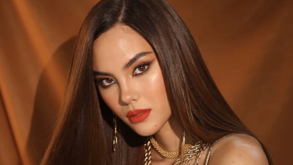 Hoa hậu Catriona Gray lên tiếng bảo vệ khi Miss Universe 2021 bị chê phát tướng