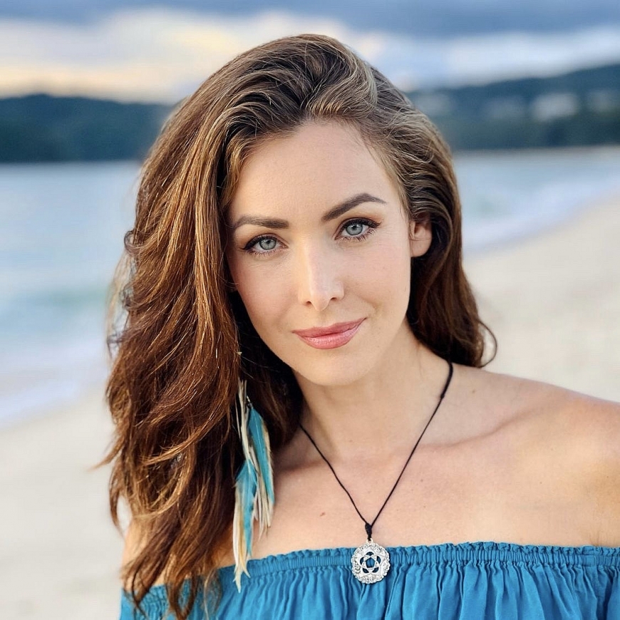 Miss Universe 2005 Natalie Glebova làm giám khảo Hoa hậu Hoàn vũ Việt Nam 2022