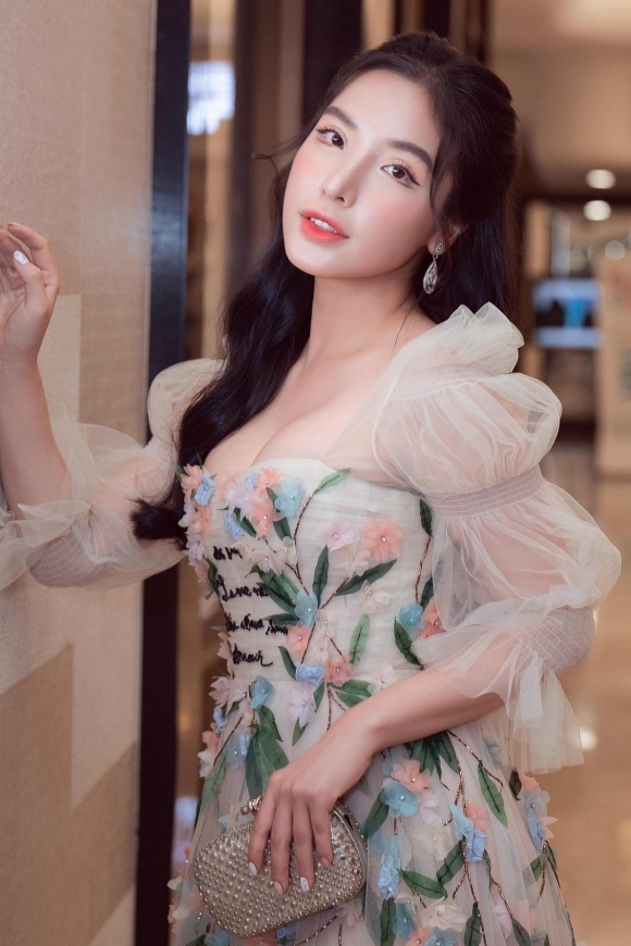 Á hậu biển Khánh Phương xác nhận dự thi Hoa hậu Hoàn vũ Việt Nam 2022