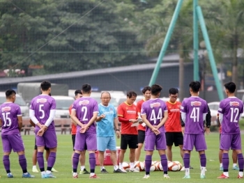 HLV Park Hang Seo gọi gấp 3 cầu thủ lên U23 Việt Nam đấu SEA Games 31