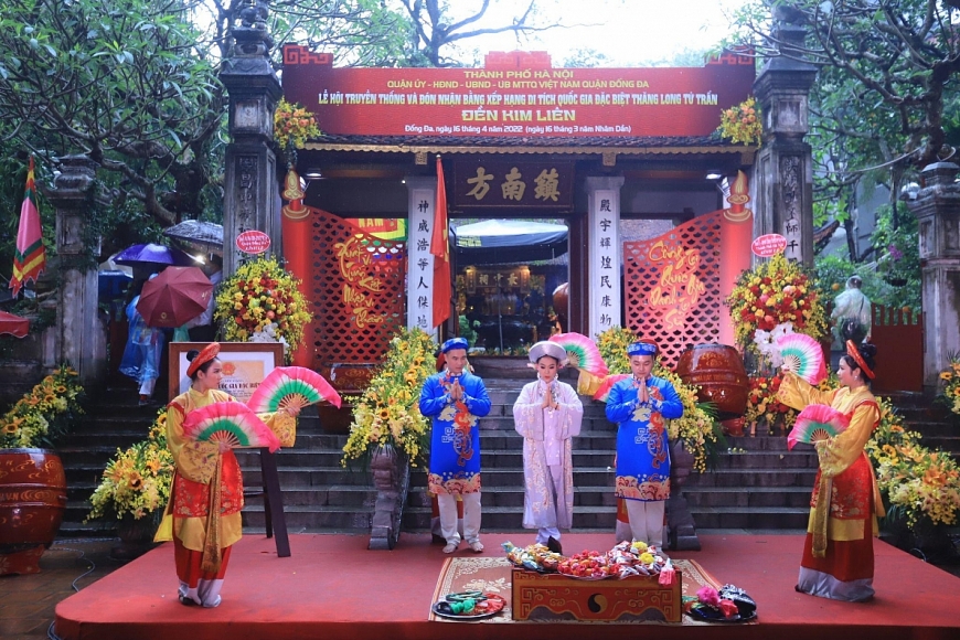 Đền Kim Liên đón Bằng xếp hạng Di tích quốc gia đặc biệt