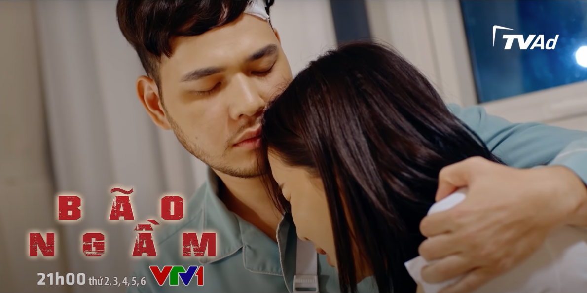 Bão ngầm tập 53: Ông trùm mời Hạ Lam về làm việc