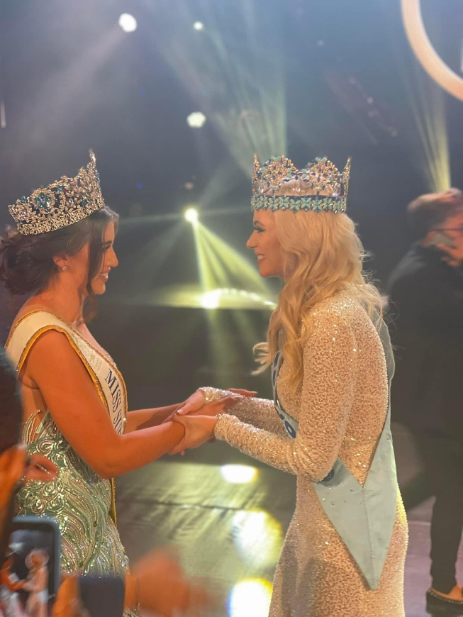 Miss World 2021 đọ sắc cùng Miss Supranational 2021