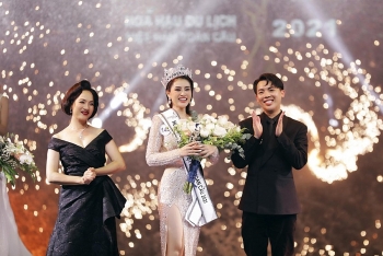 Cô gái Bạc Liêu đăng quang Hoa hậu Du lịch Việt Nam Toàn cầu 2021